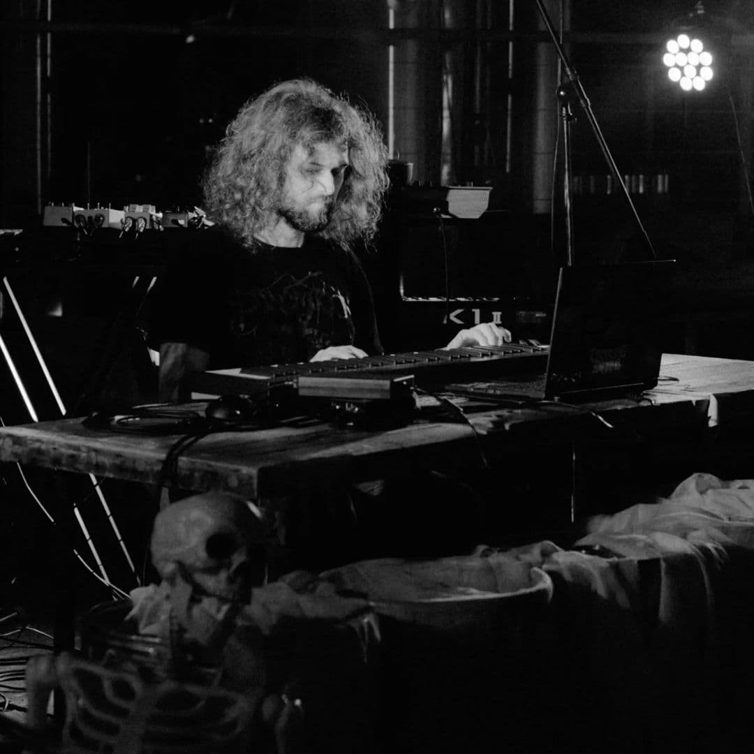 Me, Performing